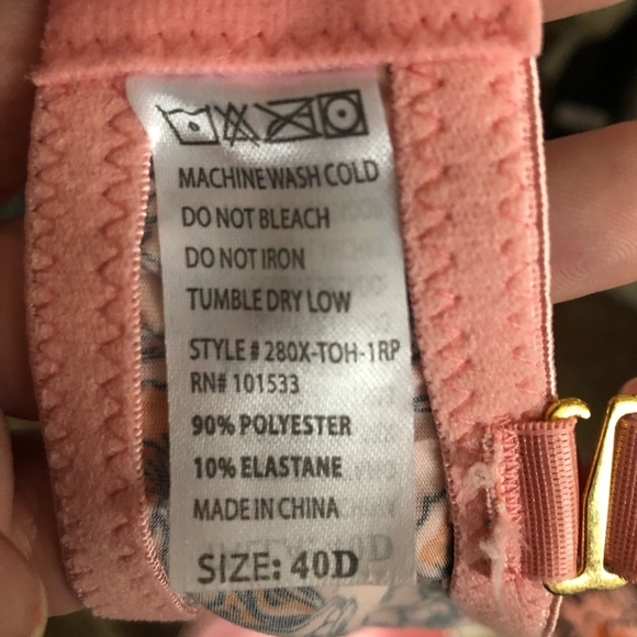 ๐2-for-1 floral bras - Picture 7 of 10